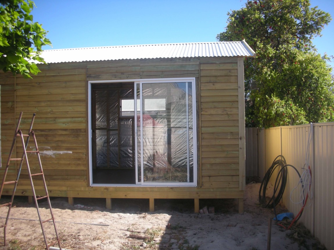 Glass sliding door